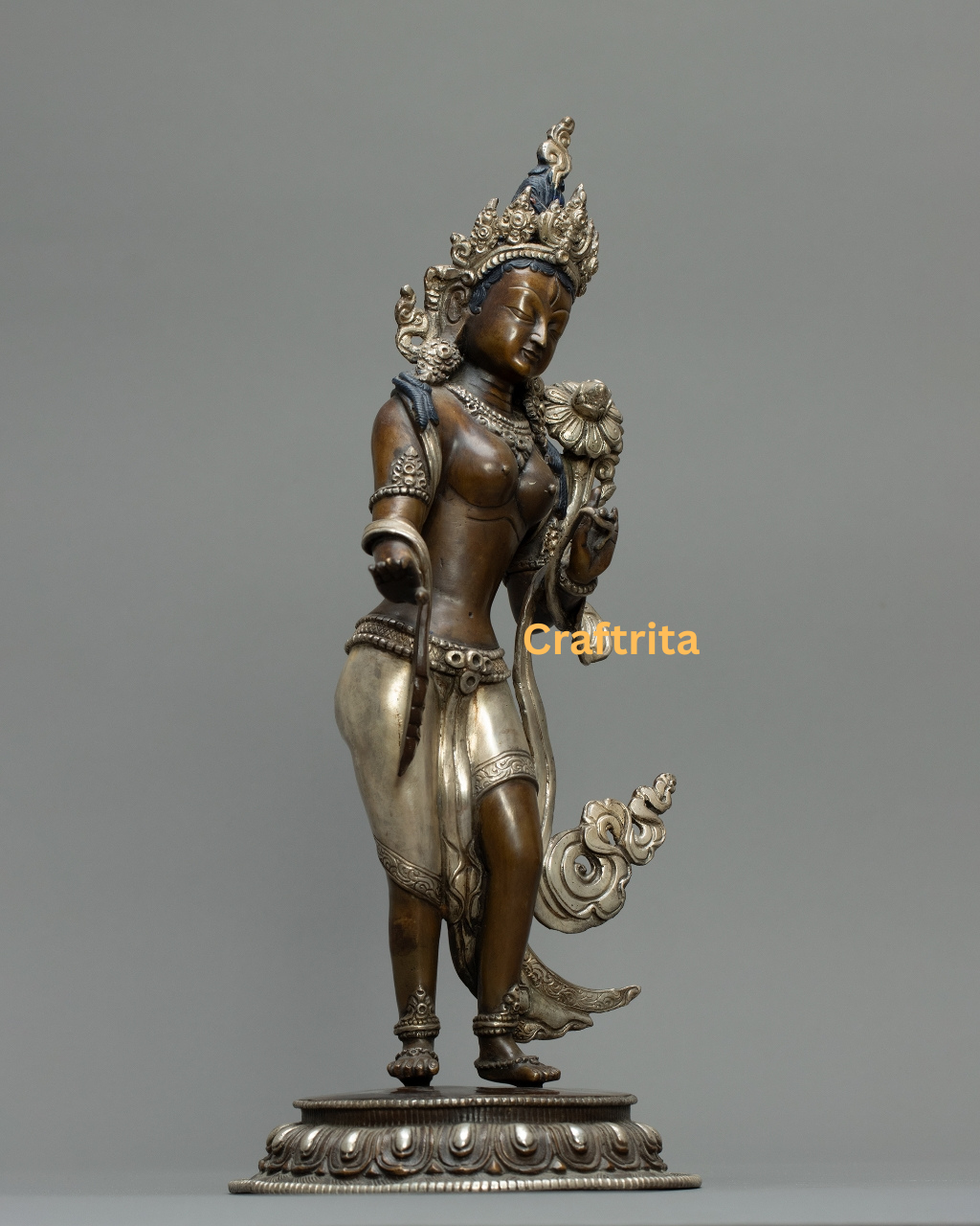 White Tara Statue 2.5kg – Handcrafted Tibetan Goddess Idol – Oxidized & Silver Finish – Buddhist Meditation & Healing Decor