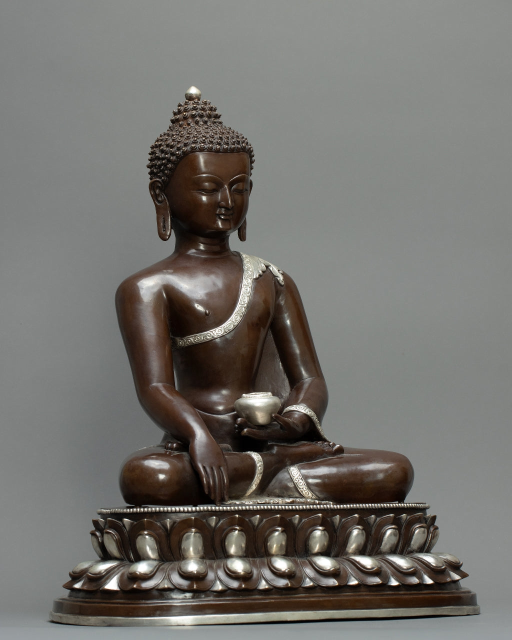 Shakyamuni Buddha Statue 11kg – Silver-Plated Handmade Sculpture | Oxidized Copper Body | Unique Tibetan Buddhist Art for Meditation & Home Decor